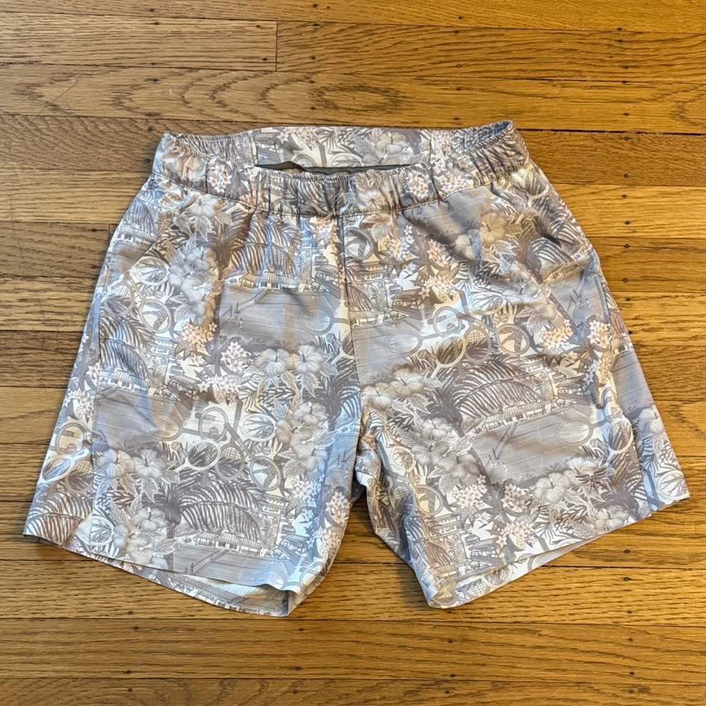 Sigrun Match Shorts v.2 - Tropical Print Shorts (size: s)